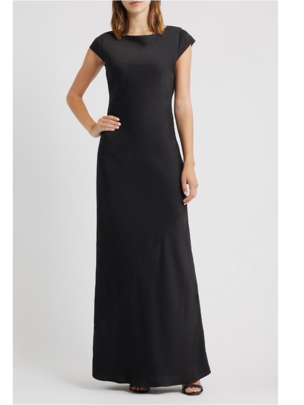 New WAYF Johanna Black Open Back Long Gown Size S NWT